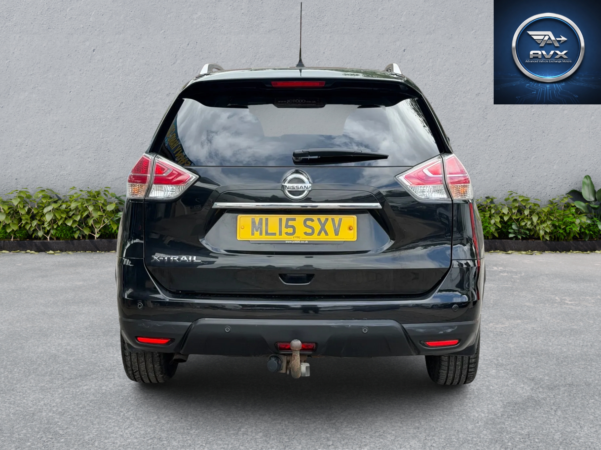 
								Nissan X-Trail full									