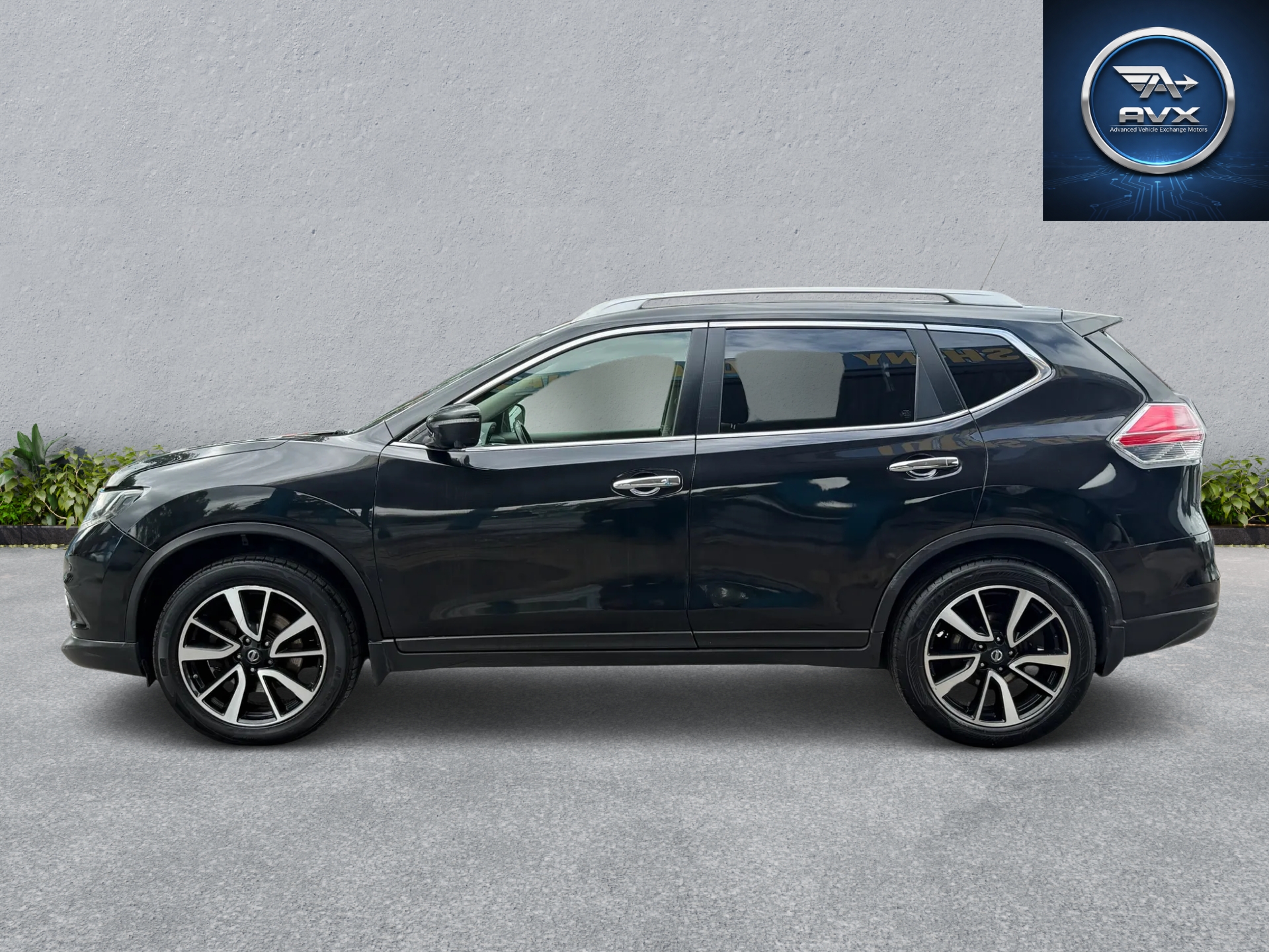 
								Nissan X-Trail full									